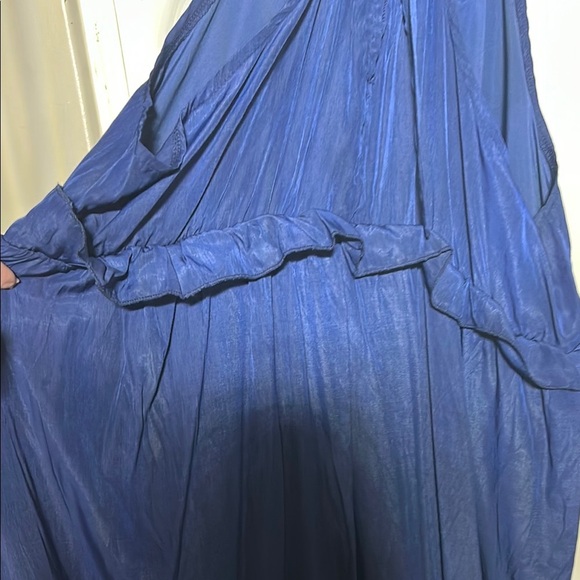Blue Tiered Ruffled Halter Maxi Dress - Picture 4 of 5